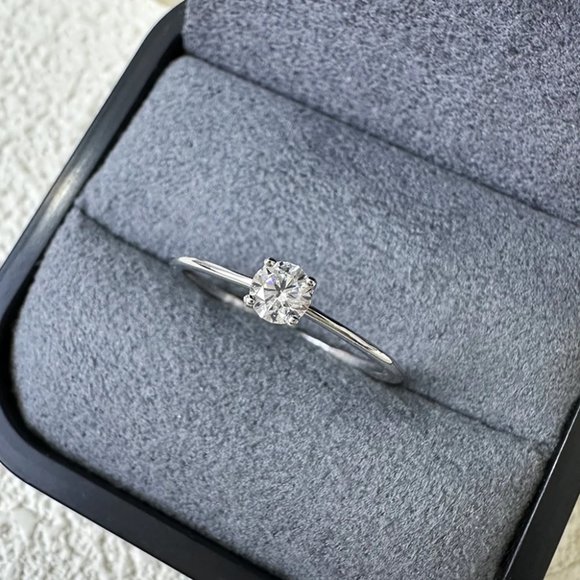 Petite Certified 0.30ctw Moissanite Diamond Ring ,18k White Gold - Picture 2 of 7